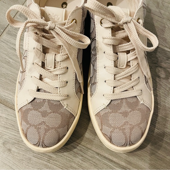 Coach Women’s Lowline Signature Sneakers with Low Top Coated Canvas - Picture 5 of 11